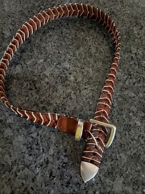 Tommy Bahama Men's Brown Braided Leather Belt with Silver Hardware. Unisex